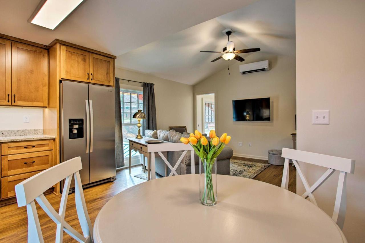 Saluda Main Street Retreat - Central Location! Kültér fotó