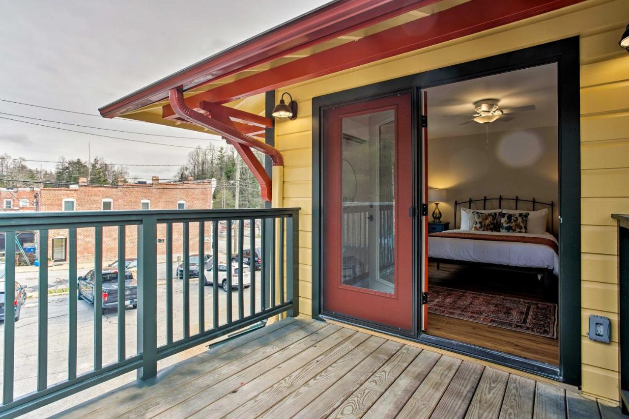 Saluda Main Street Retreat - Central Location! Kültér fotó